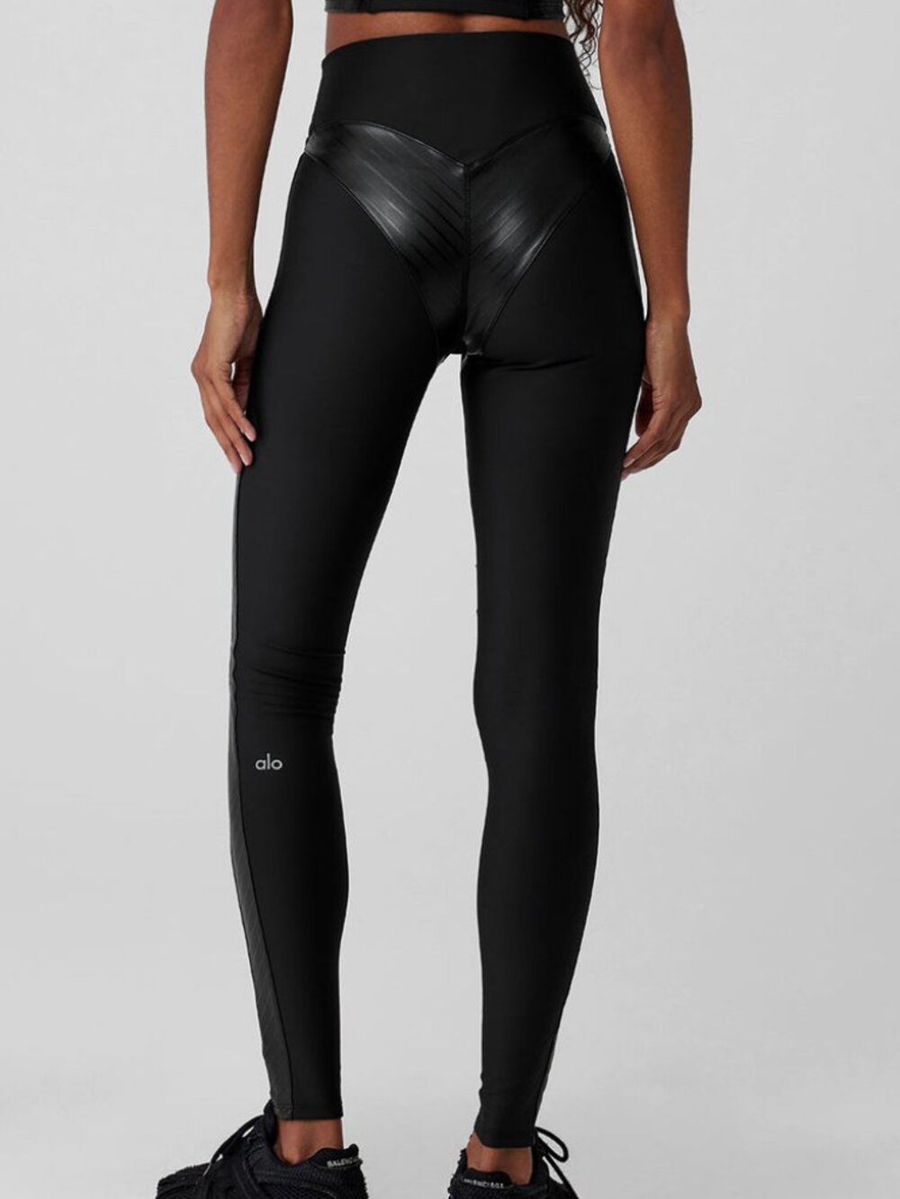 alo Yoga Moto Leather Airlift leggings